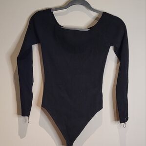 NWOT Ribbed Thong Body Suit ZipperSleeve small call out